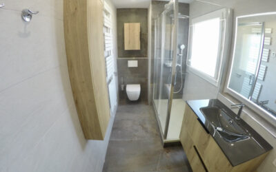 2021 / Une Salle de Bain bois & Minéral